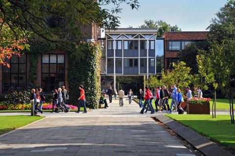 Students walking through Hull campus